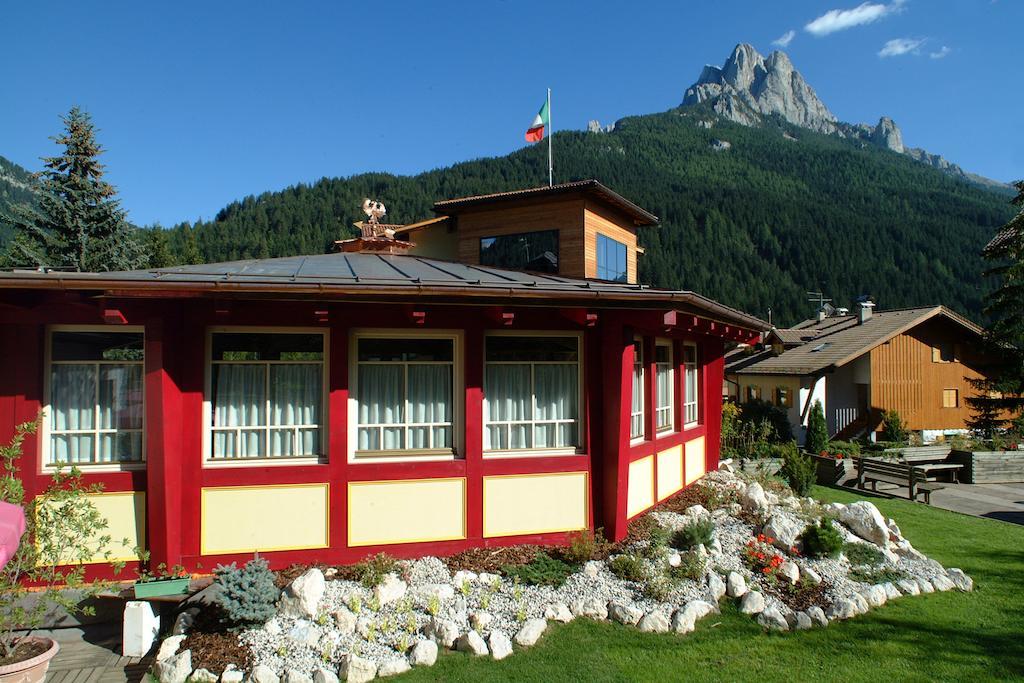 Family Hotel Gran Baita Pozza di Fassa Exteriér fotografie